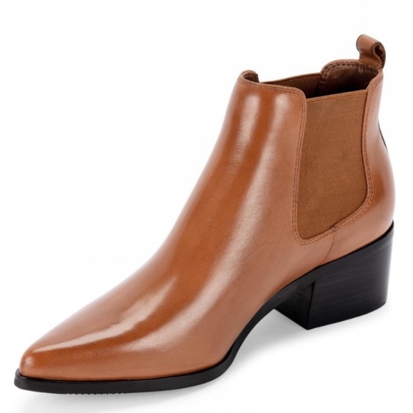 Blondo Emilia Waterproof Ankle Bootie New $162 - Picture 2 of 9